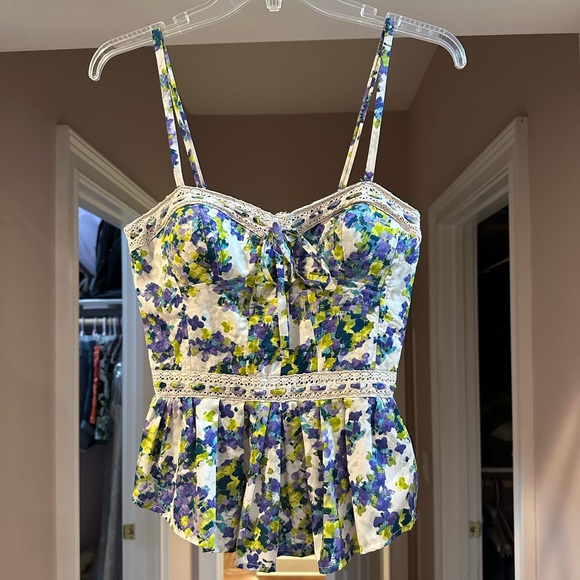 Jessica Simpson summer top size small - Picture 1 of 5